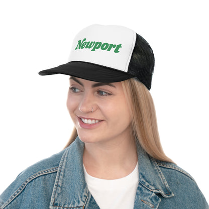 Newport — Trucker Caps (Green & Black)